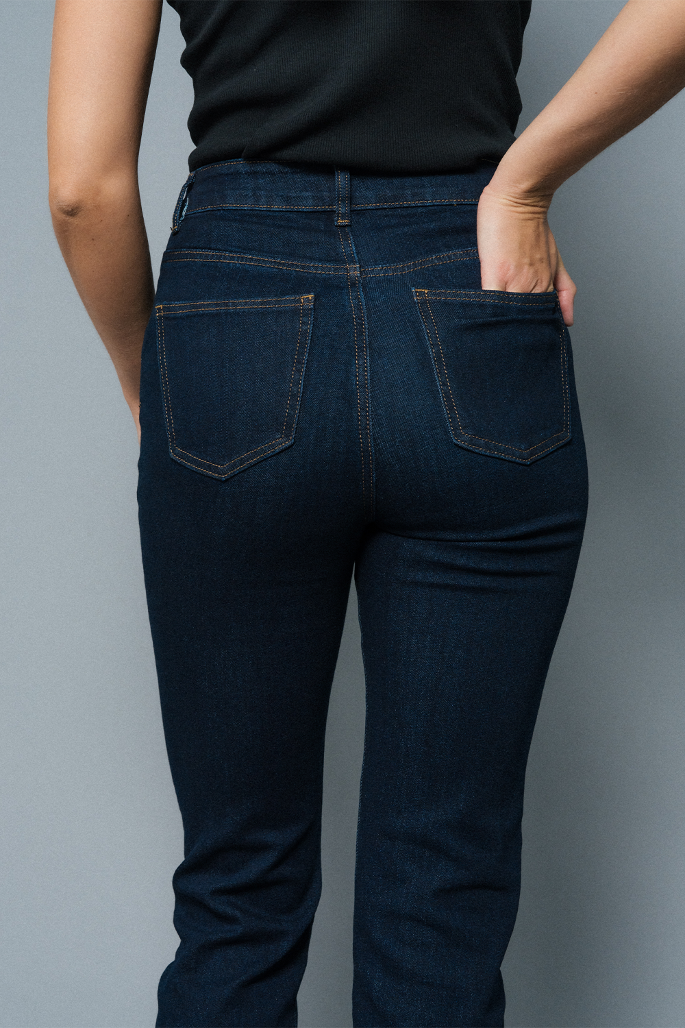 Naomi High-Rise Straight Jean - Blue