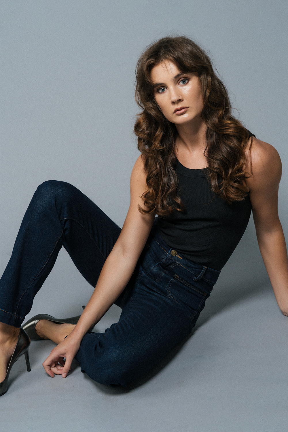 Naomi High-Rise Straight Jean - Blue