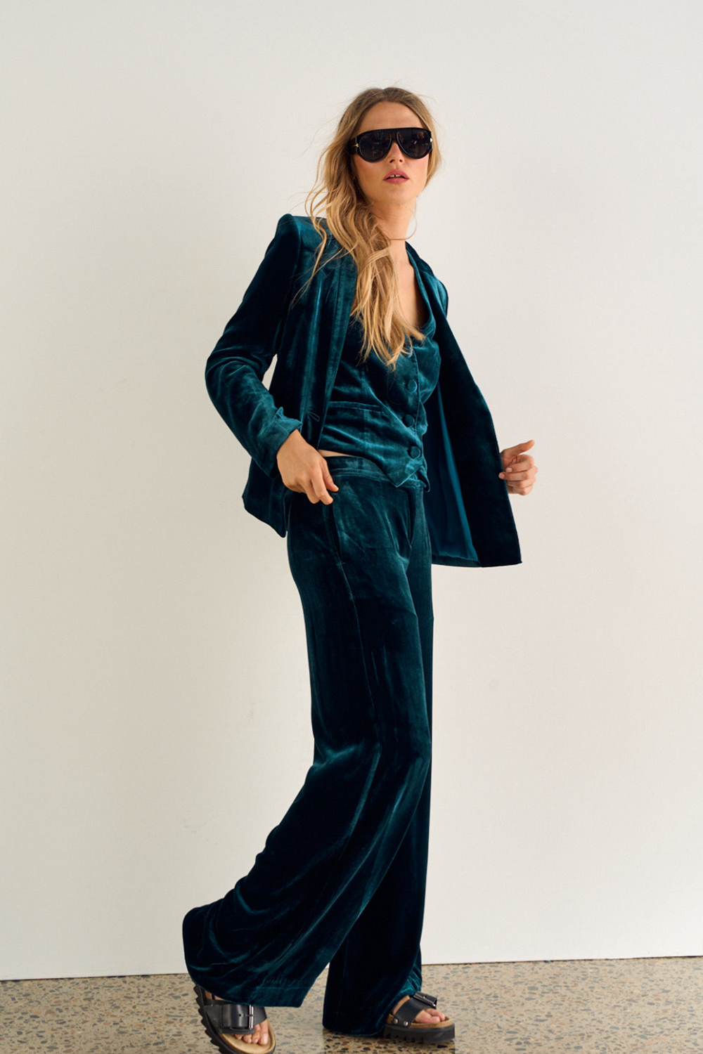 IMPERIAL VELVET TUXEDO JACKET - PEACOCK BLUE *Limited Preorder Exclusive $379