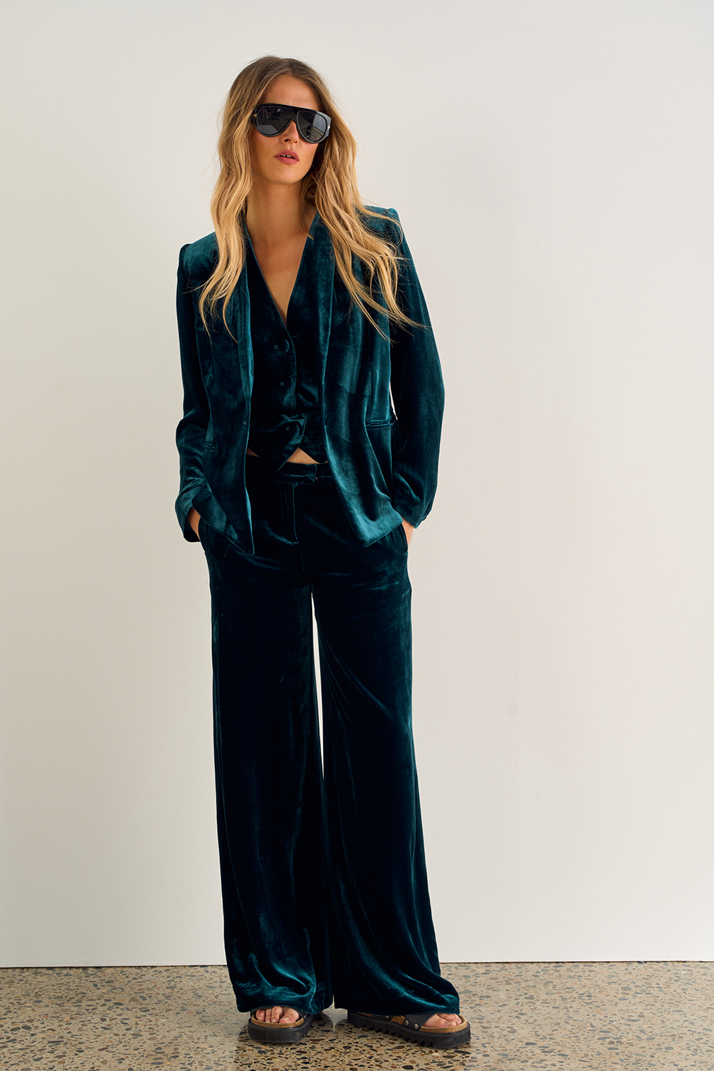 IMPERIAL VELVET TUXEDO JACKET - PEACOCK BLUE *Limited Preorder Exclusive $379