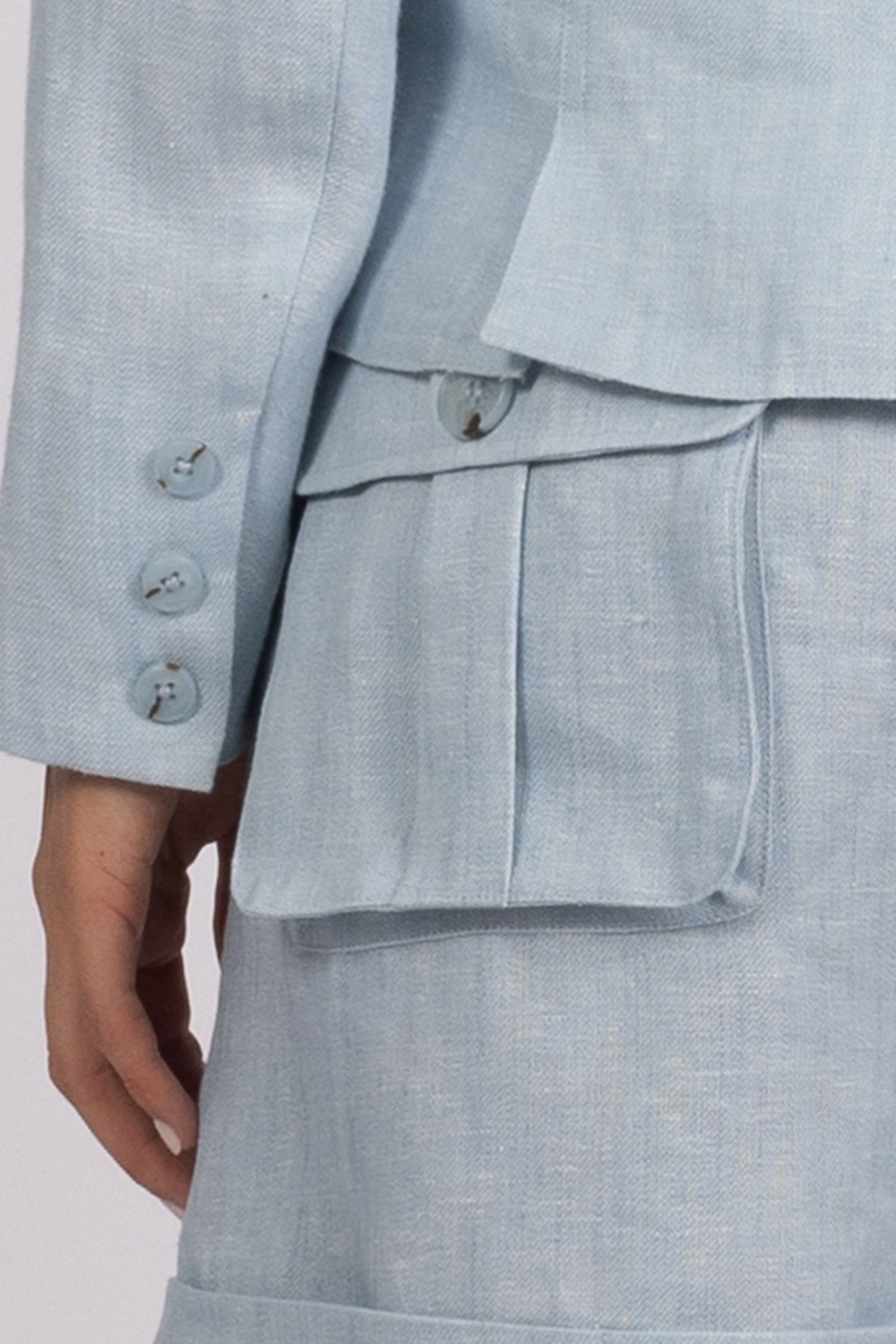 light blue linen cargo pocket short
