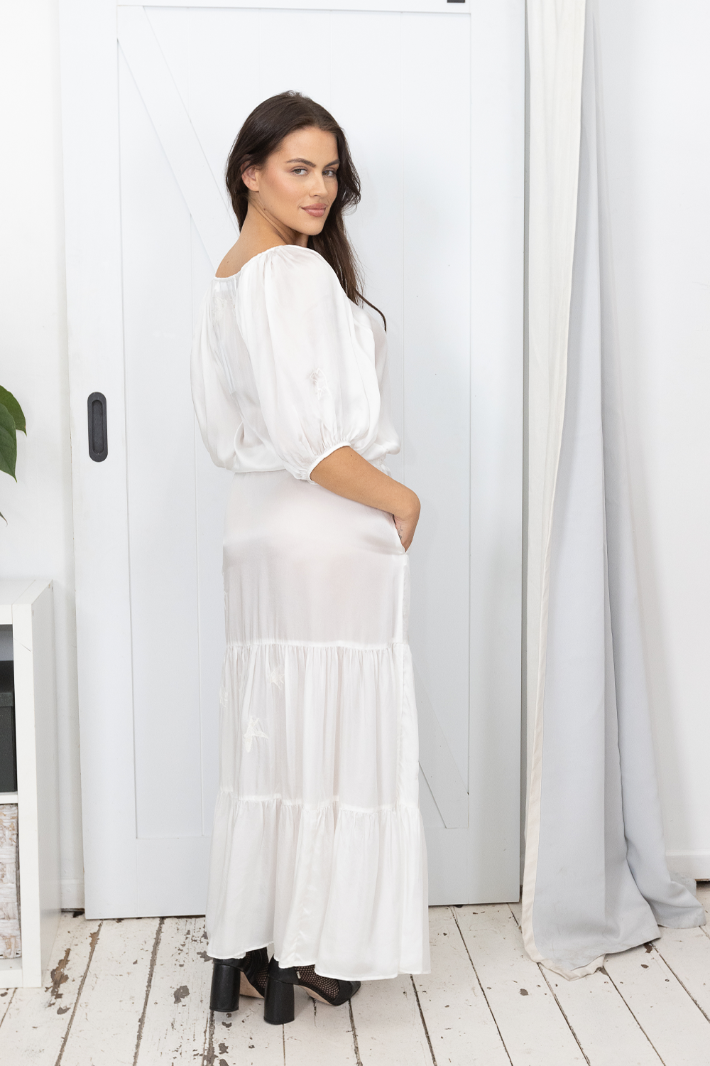 BIRDY SILKY GOWN - WHITE *FINAL SALE