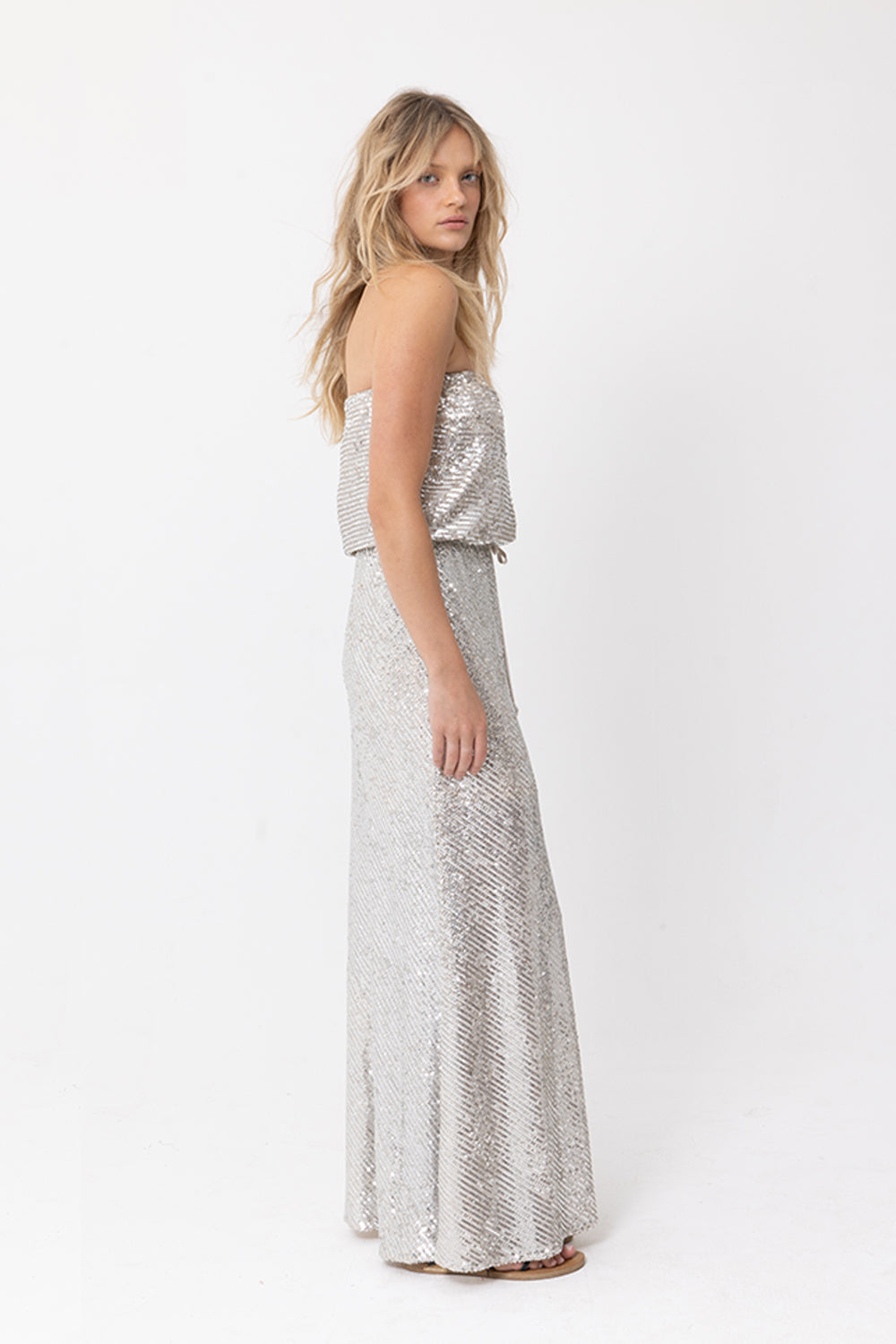 GODDESS SEQUIN STRAPLESS DRESS - SILVER