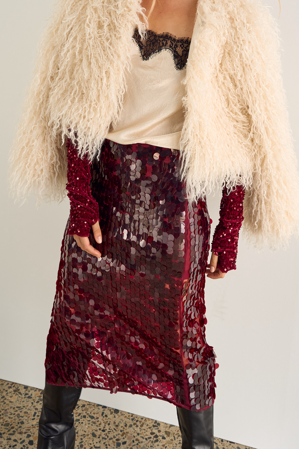 ARM CANDY SEQUIN GLOVES - Pomegranate on Shiraz
