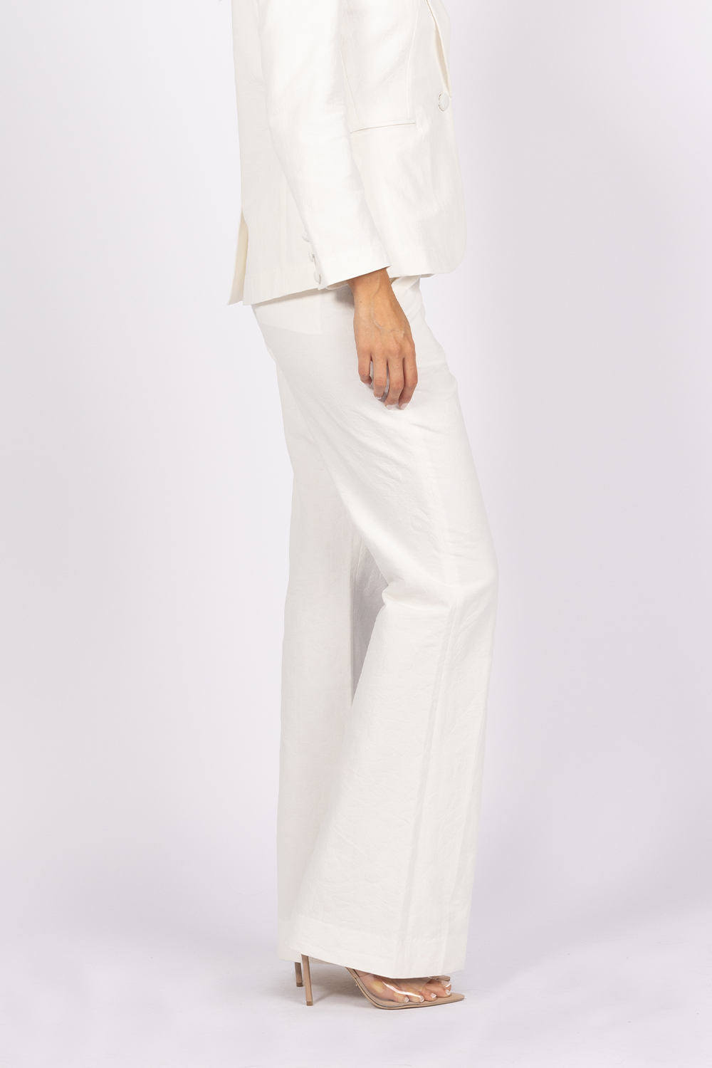 white textured jacquard print pants